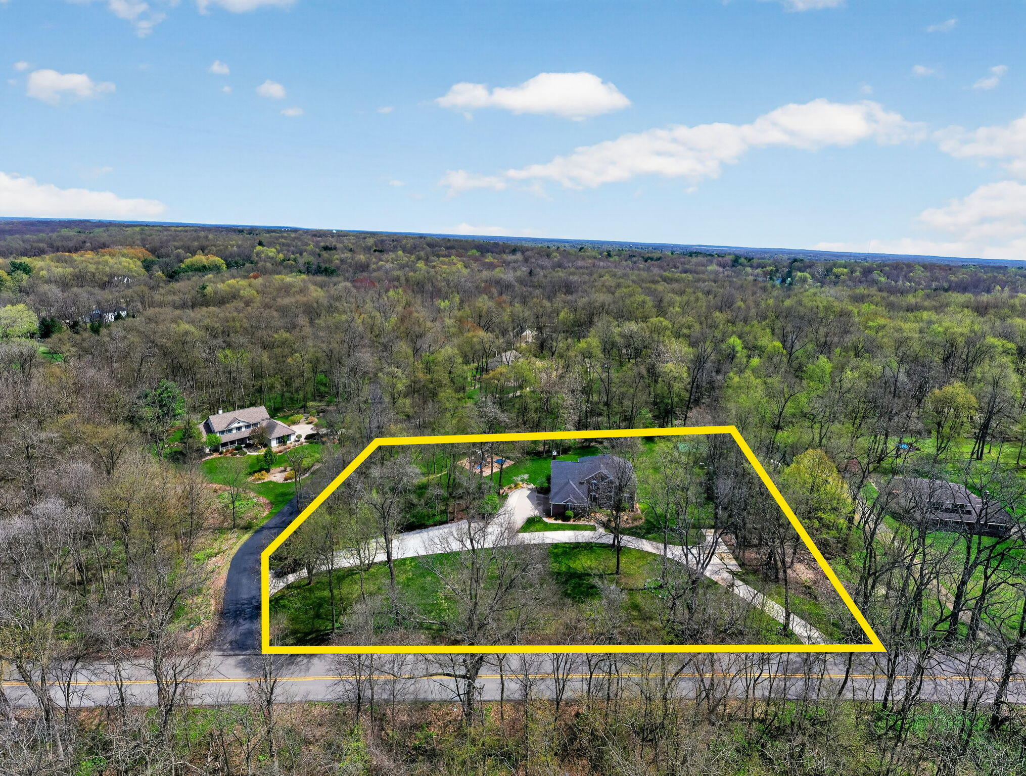 1900 Emerald Forest Lane