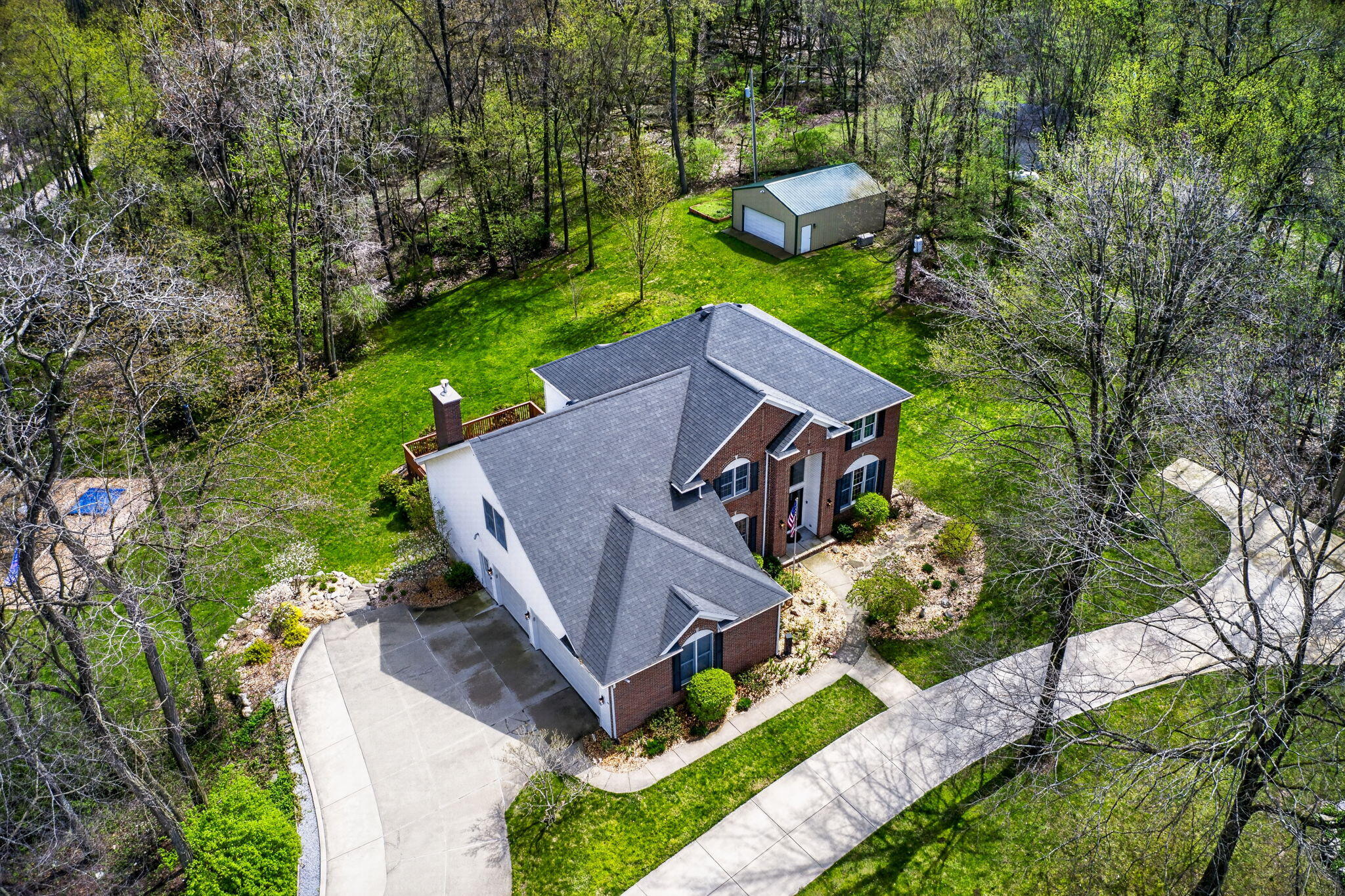 1900 Emerald Forest Lane