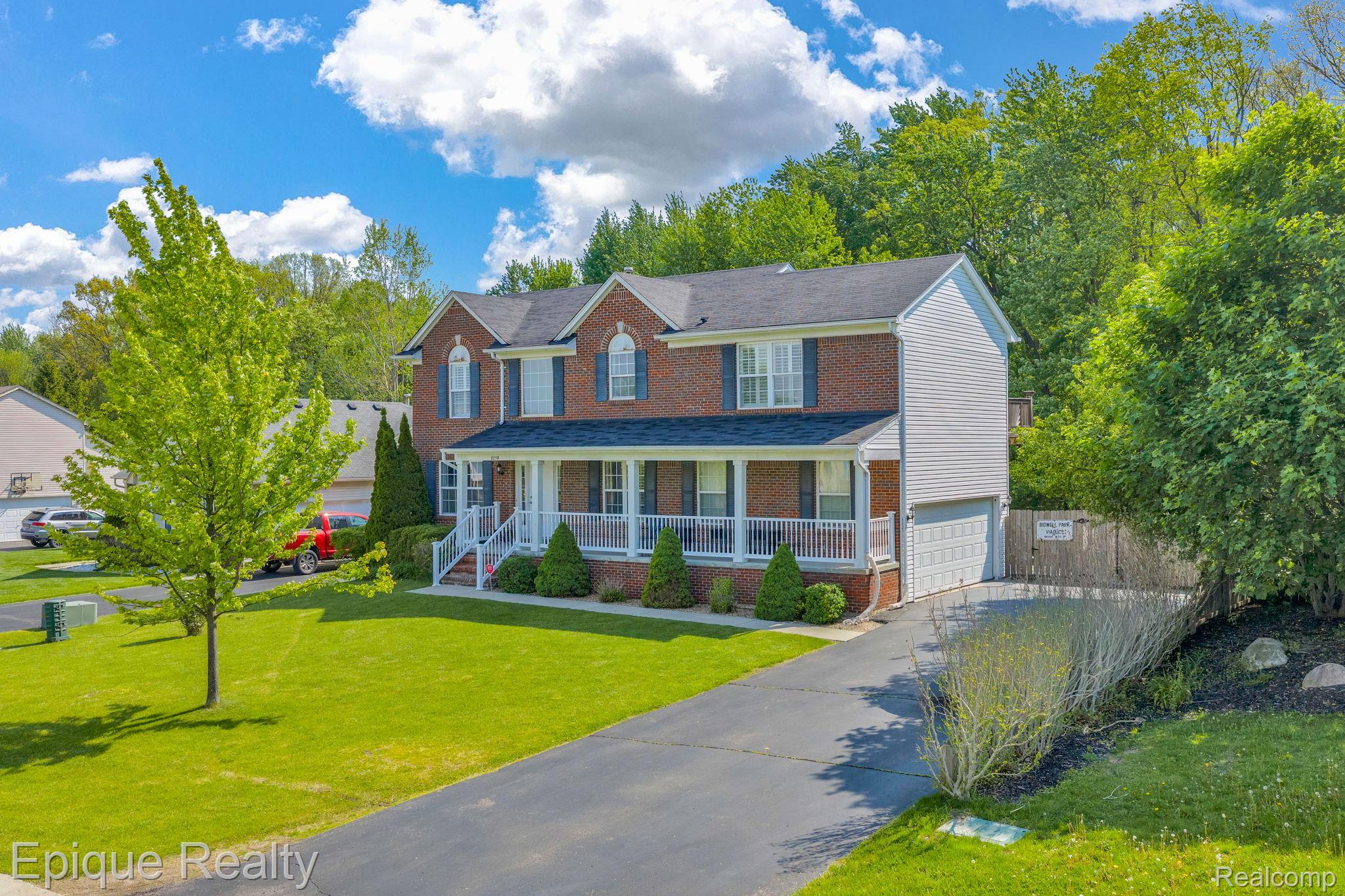 8239 Loon Lane