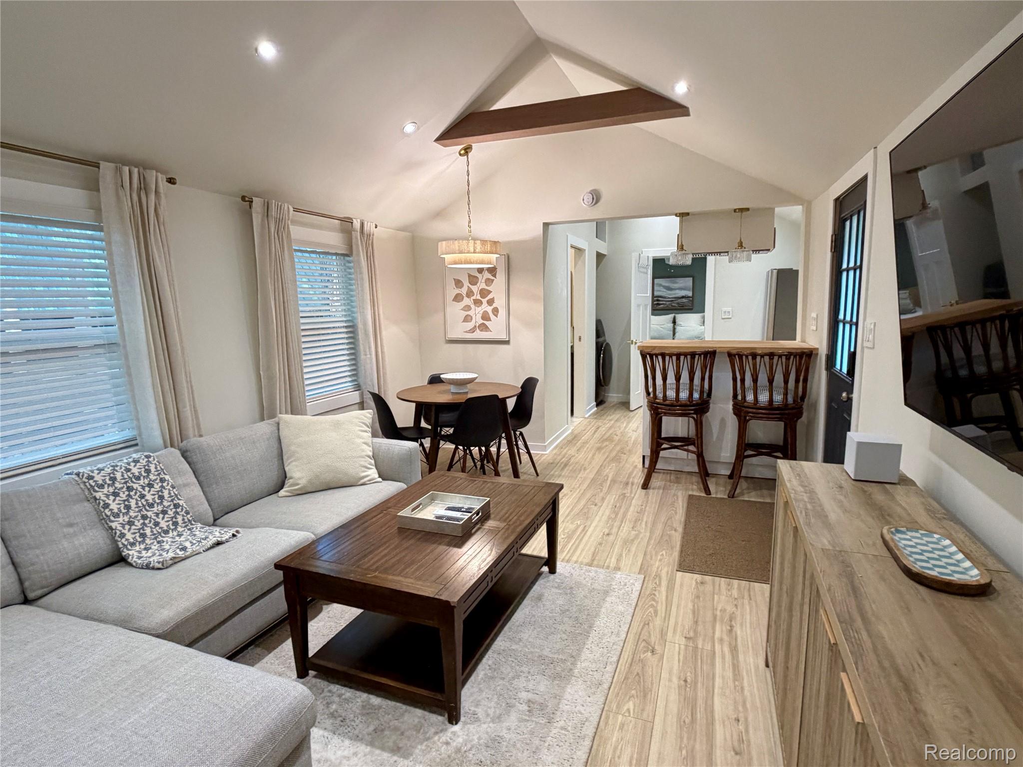 5145 Timber Lane
