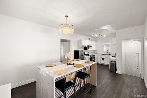 Tiny photo for 2220 Collingwood Street, Detroit City, MI 48206 (MLS # 20261015359)