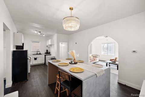 Tiny photo for 2220 Collingwood Street, Detroit City, MI 48206 (MLS # 20261015359)