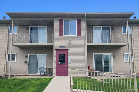 10052 Allen Pointe Drive Allen Park City MI 48101