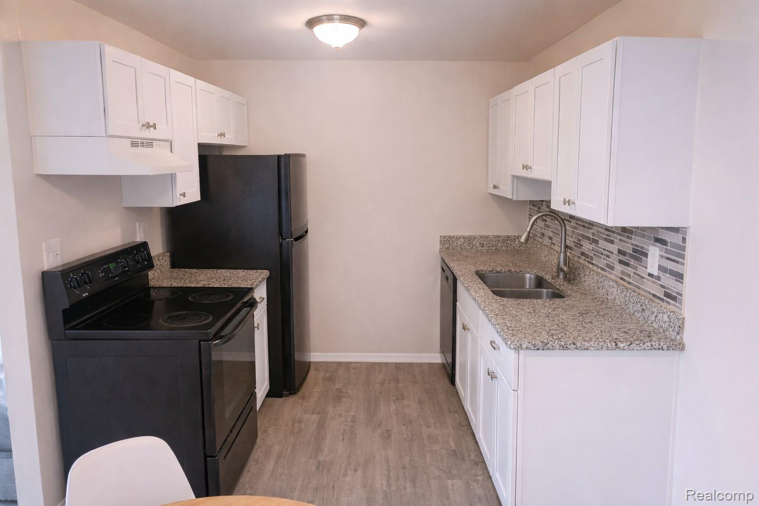 10052 Allen Pointe Drive