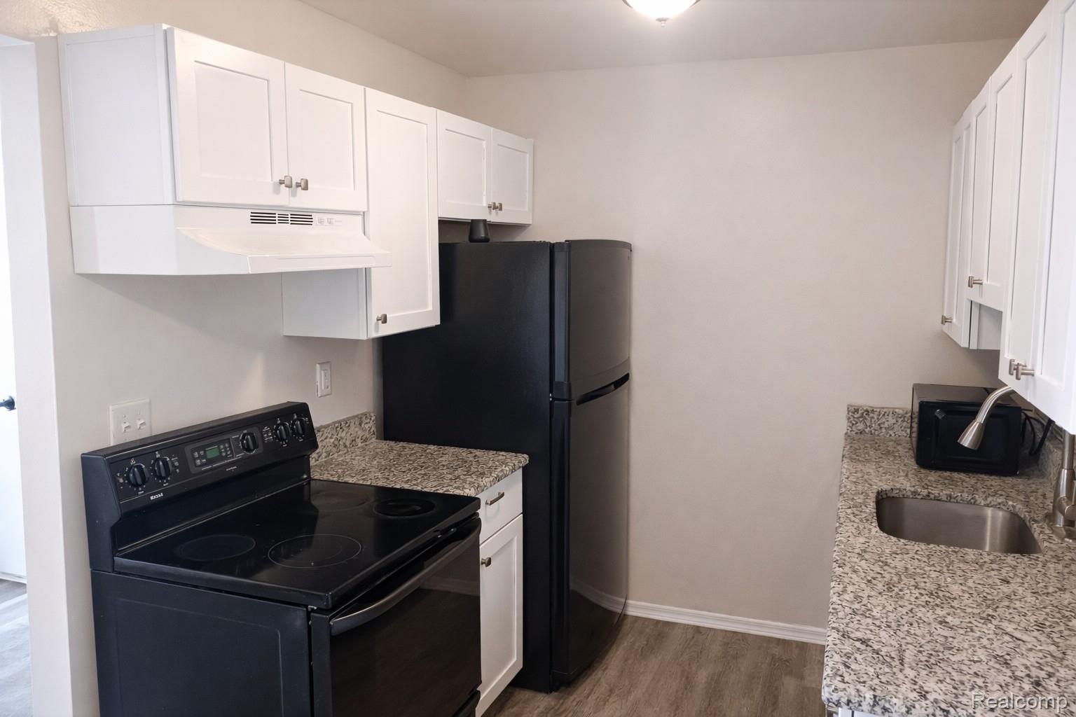 10052 Allen Pointe Drive