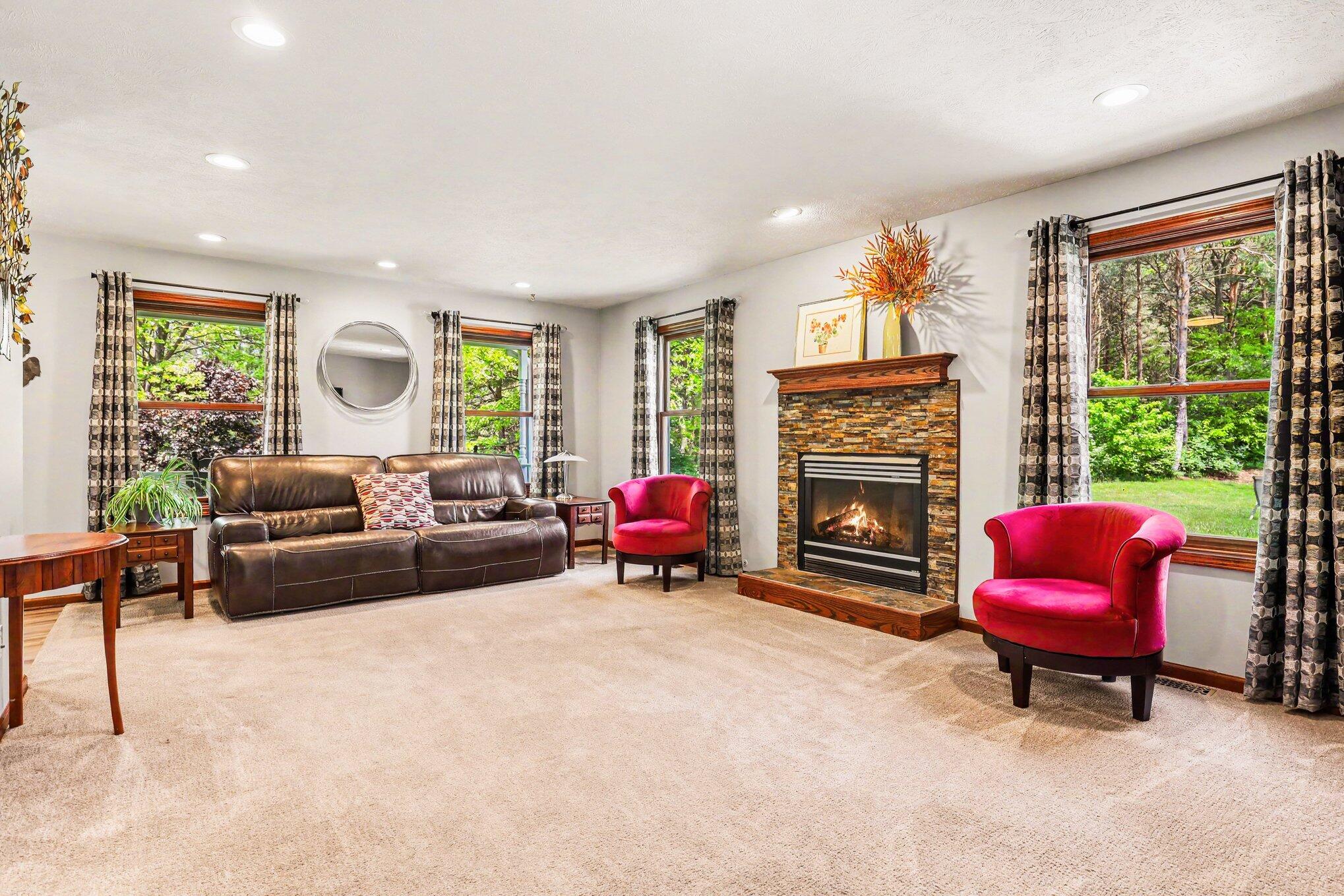 4200 Egypt Valley Avenue NE