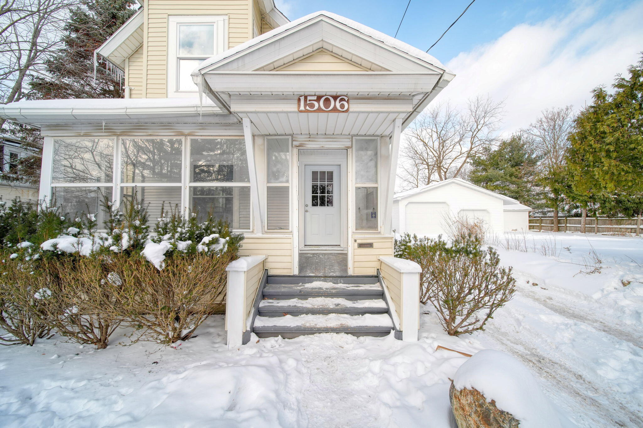 1506 Pringle Avenue