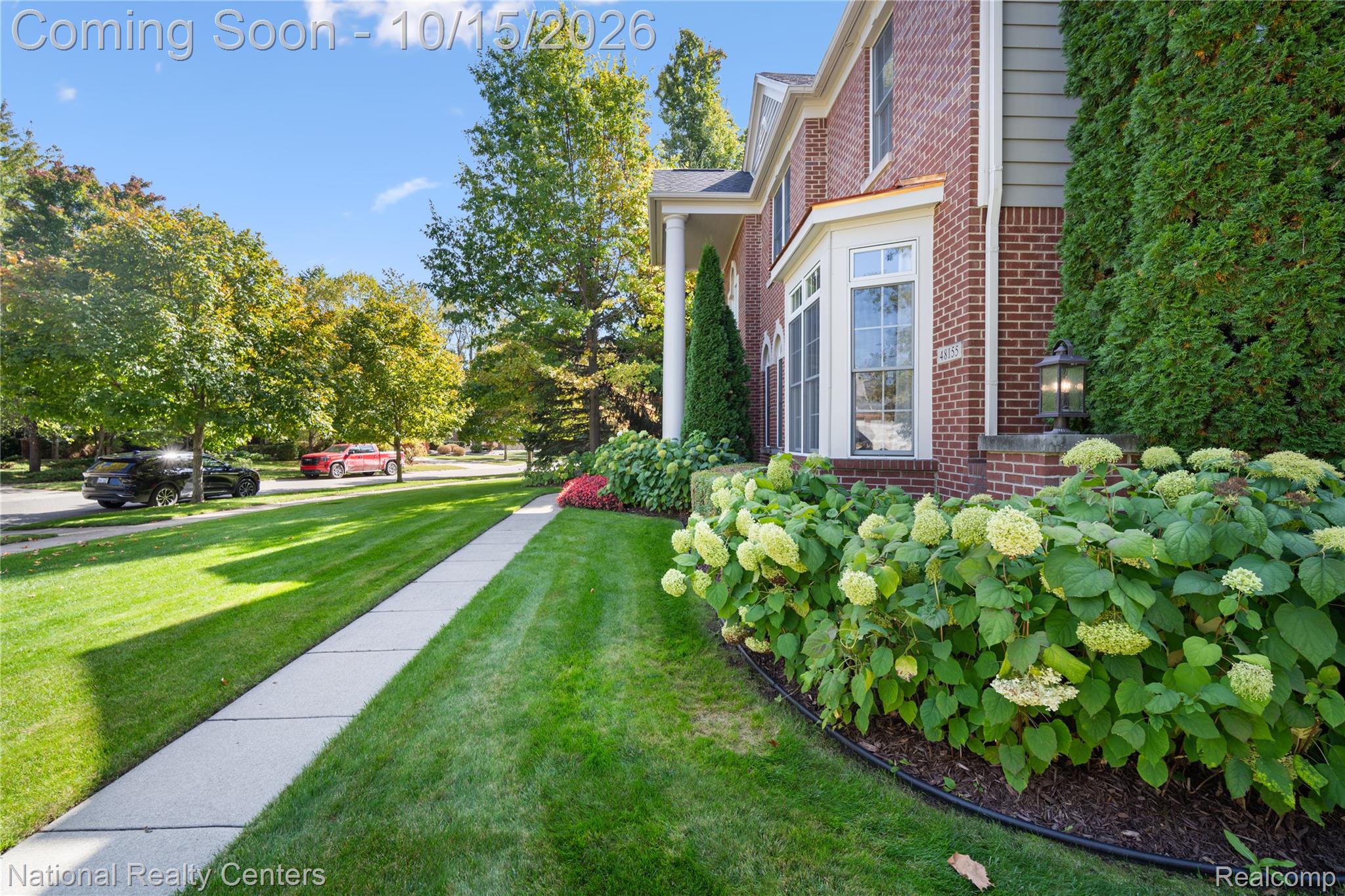 48155 Roundstone Court