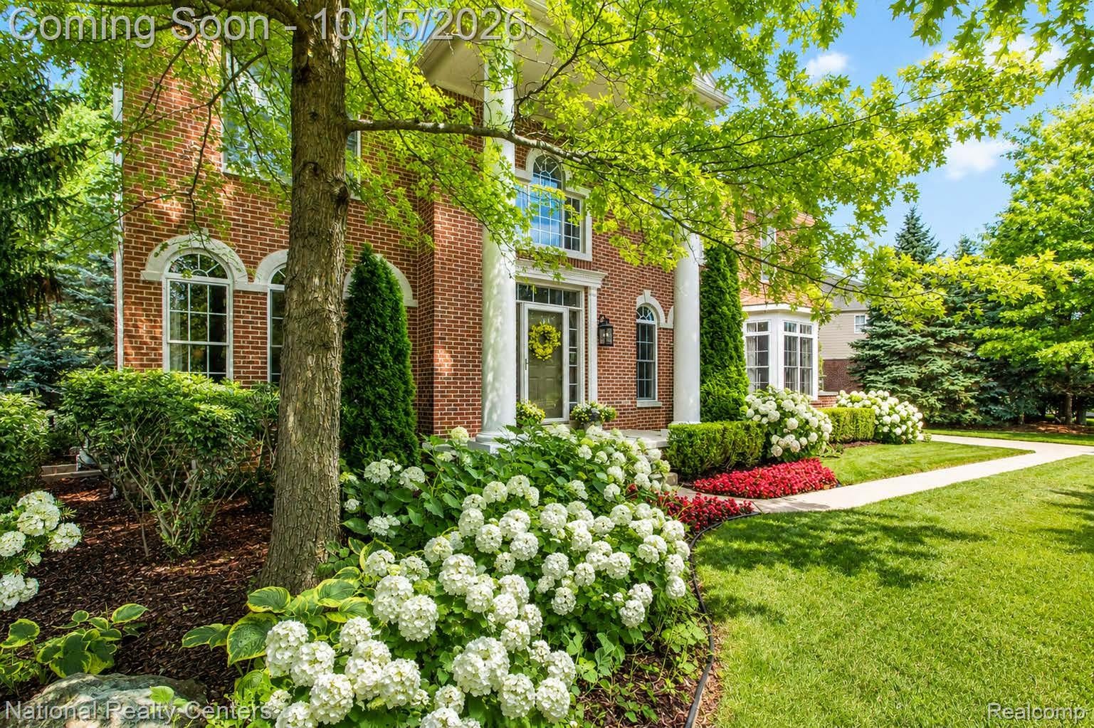 48155 Roundstone Court