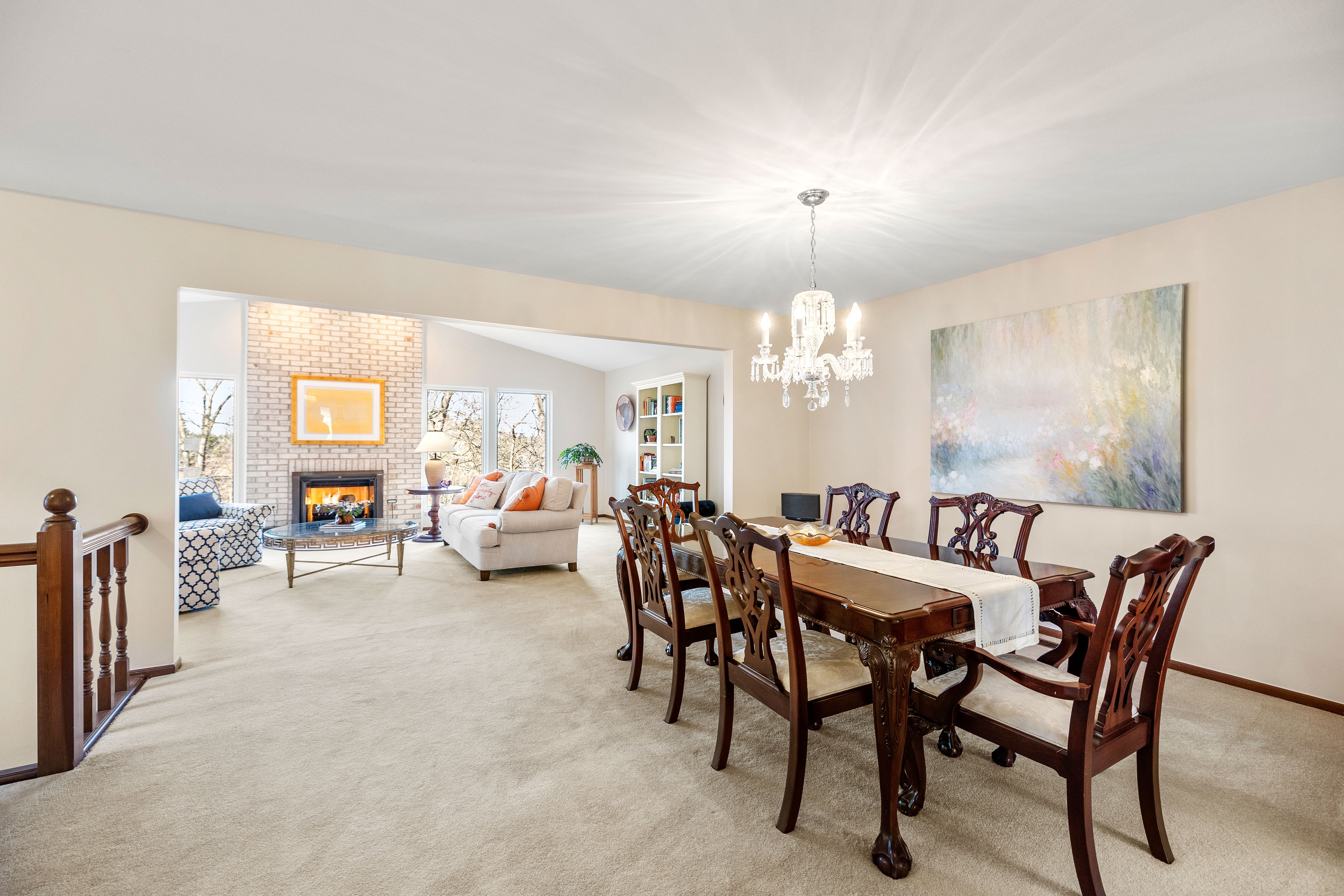 4237 SAWGRASS Drive