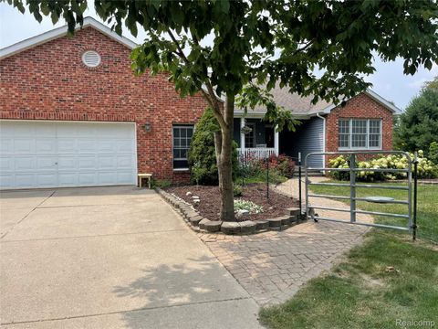 820 Lockwood Road Ortonville Village MI 48462