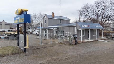 7427 Dyke Road Clay Township MI 48001