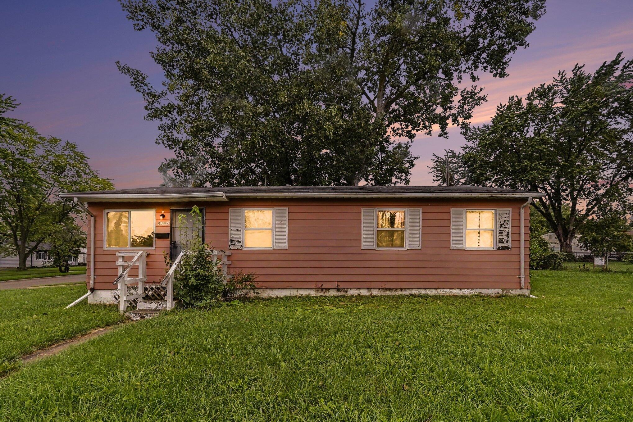 6701 Dana Lane