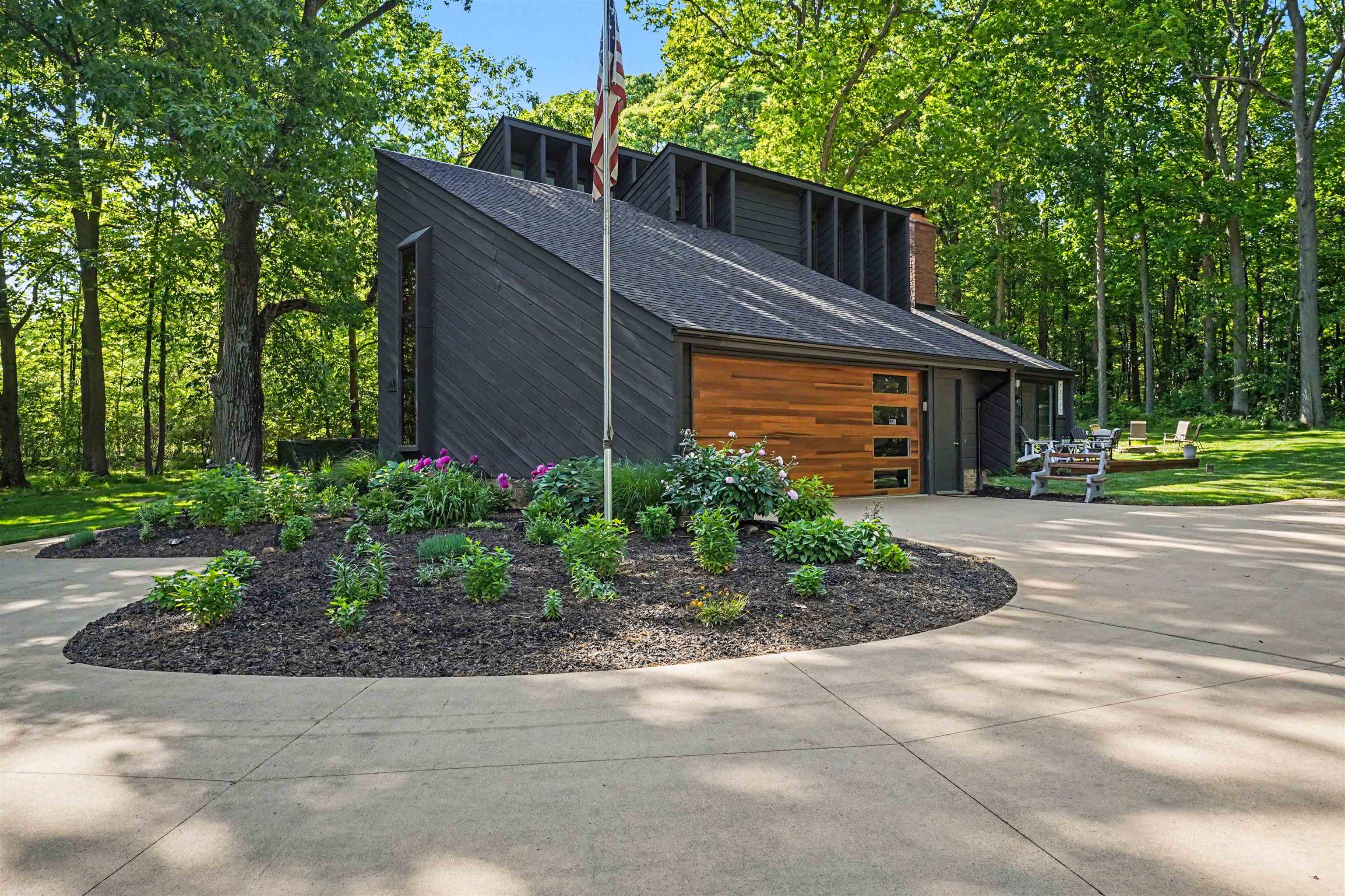 5143 Green Meadows Road