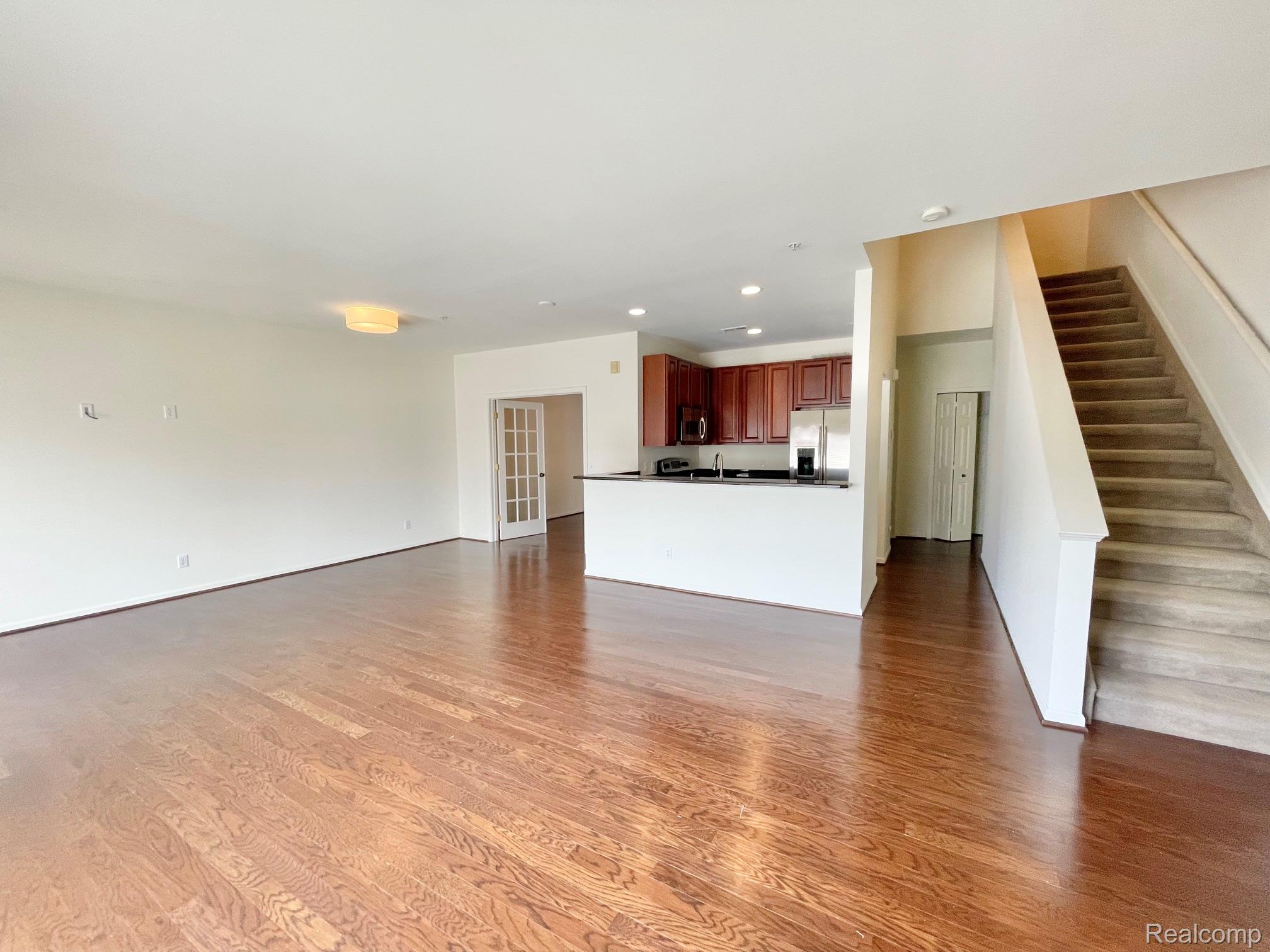 3195 Camden Drive