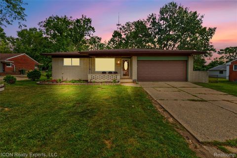 25150 Briarbank Avenue Southfield City MI 48033