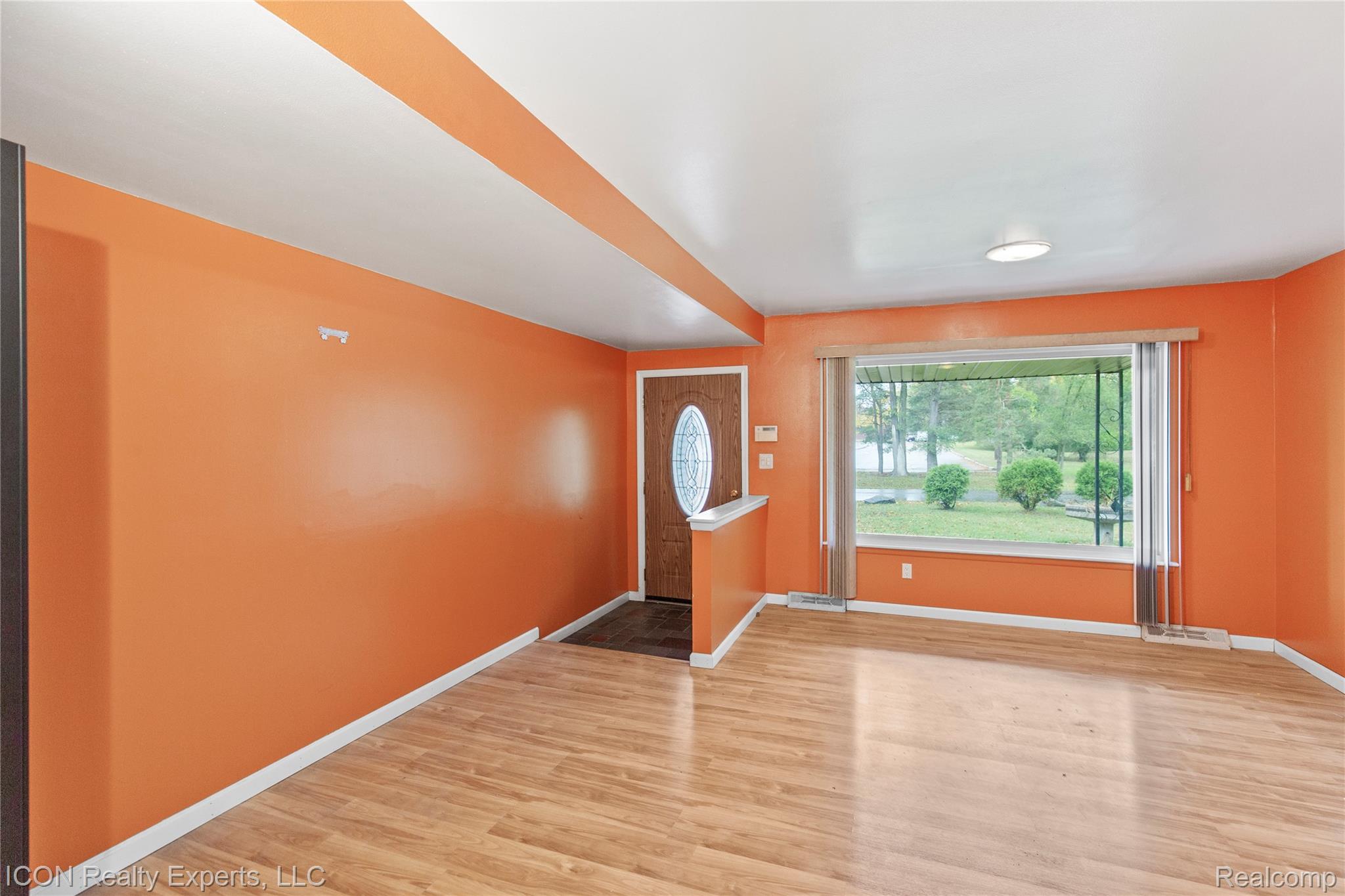 25150 Briarbank Avenue