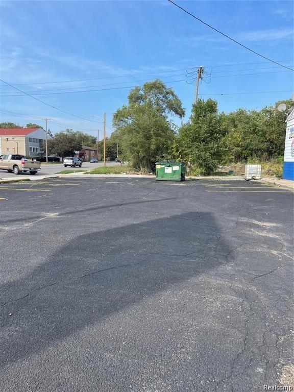 15430 FENKELL Street