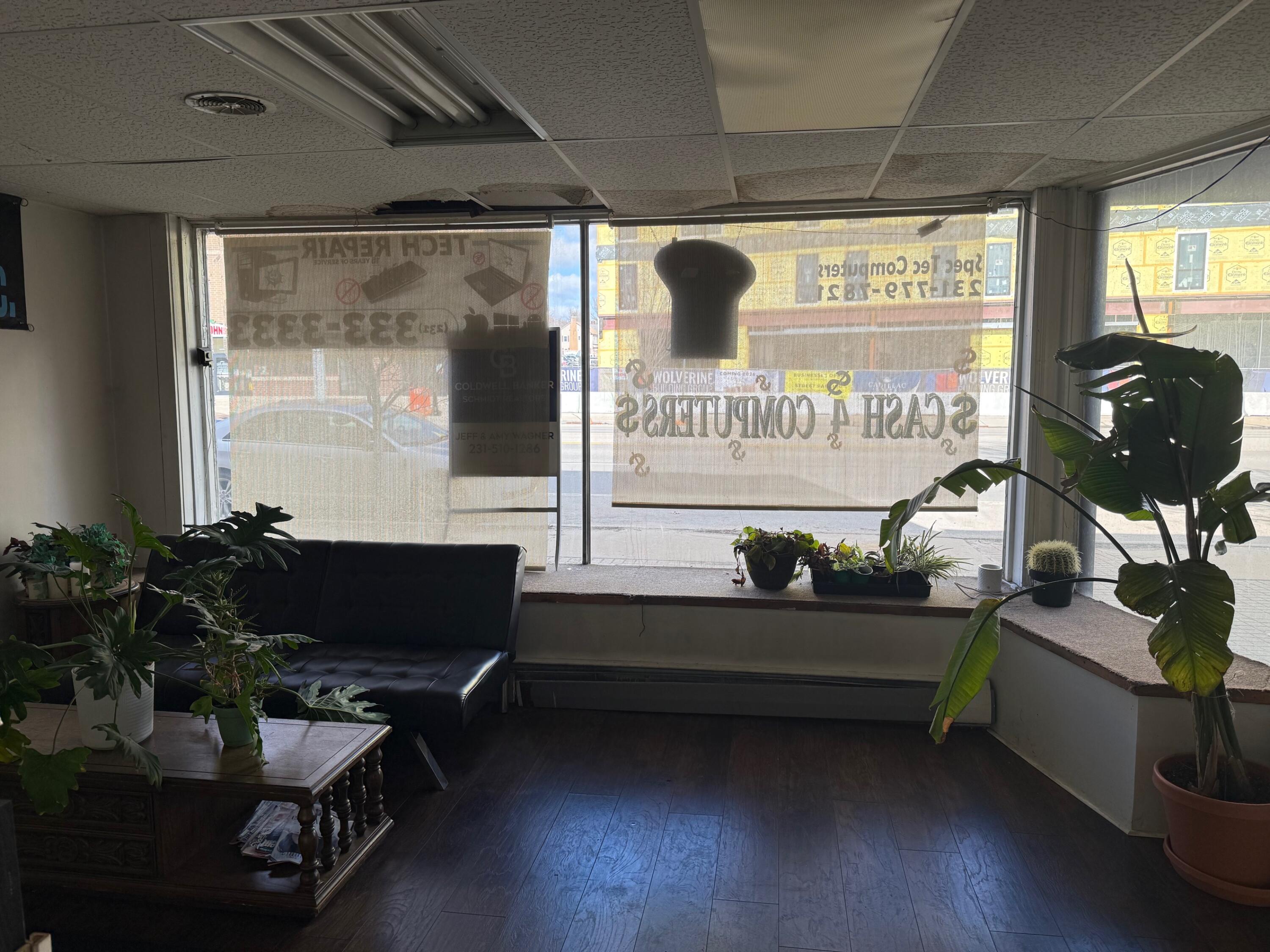 216 S Mitchell Street