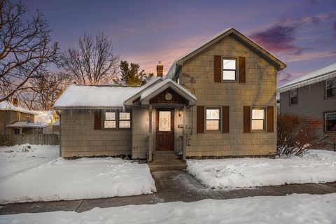 211 S St Joseph Avenue Niles City MI 49120