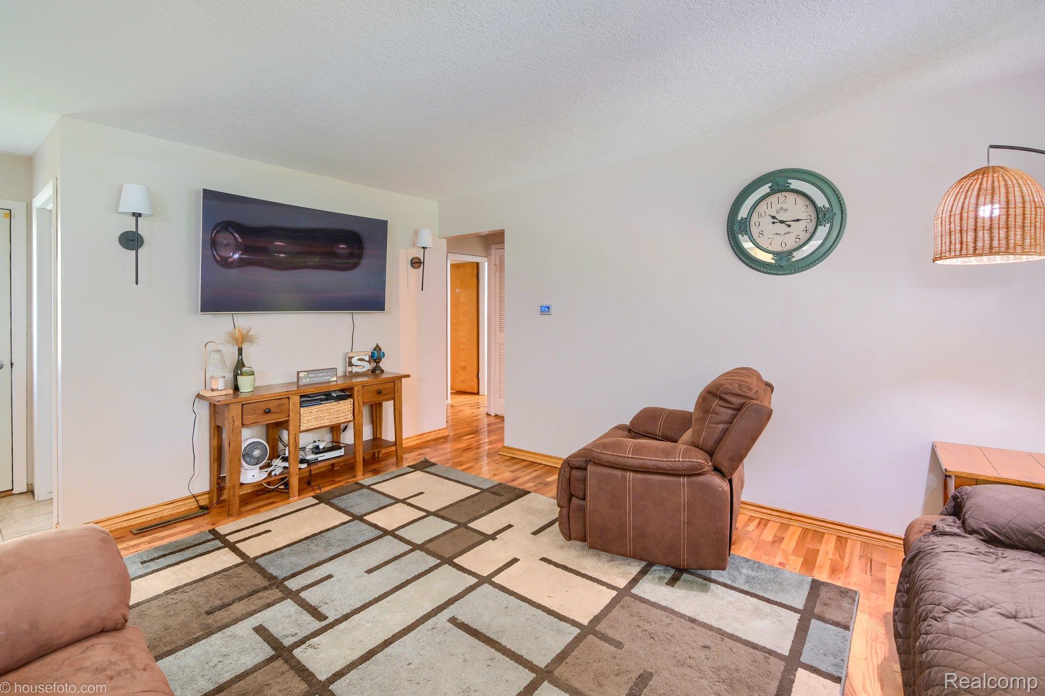 3273 Connecticut Street