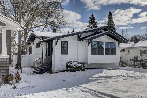 3110 N Main Street Royal Oak City MI 48073