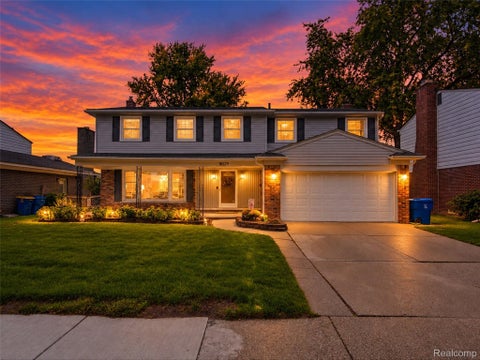 Photo for 18529 Dogwood