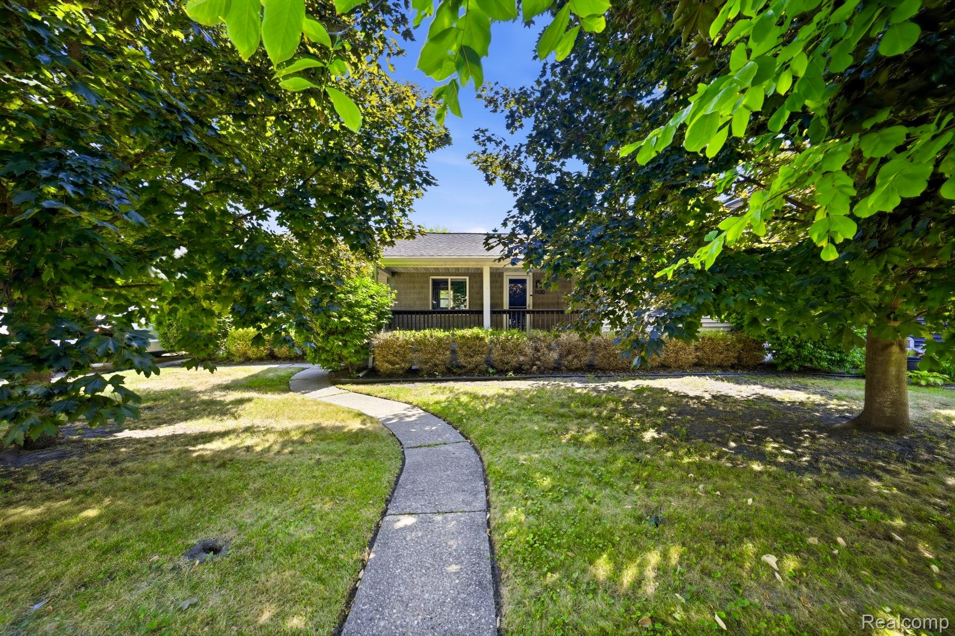 1920 E Saratoga Street