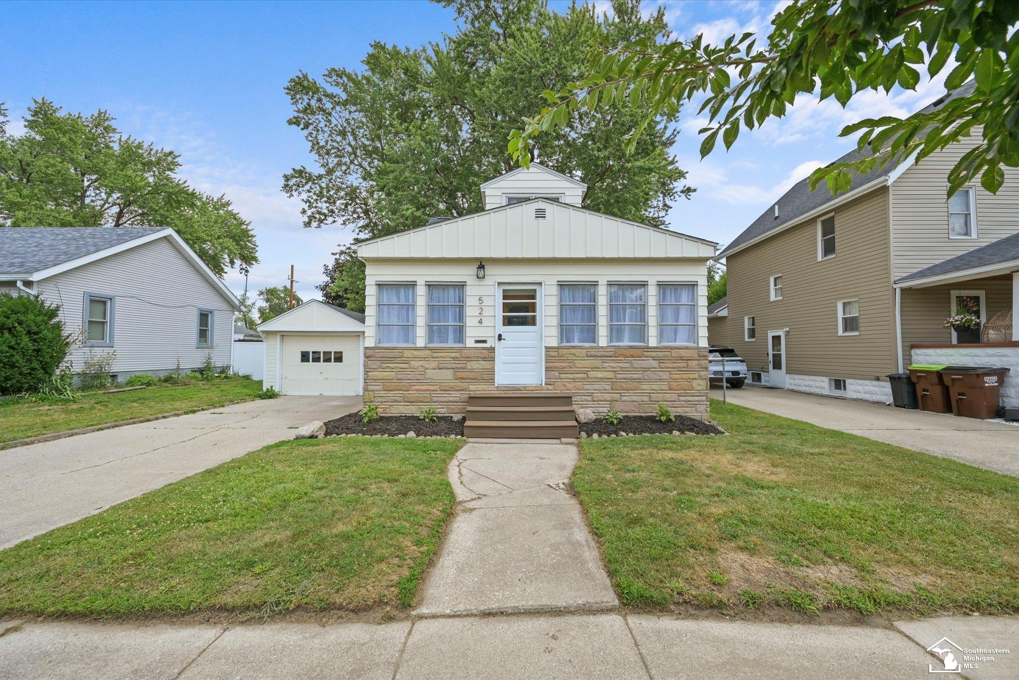 524 N Roessler Street