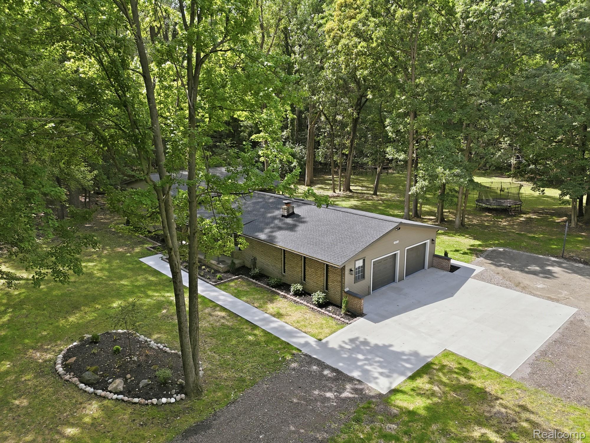47993 9 Mile Road