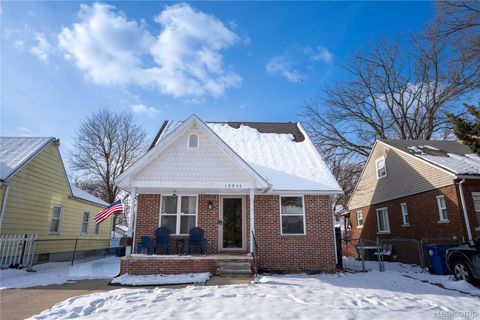 19953 Wakenden Redford Charter Township MI 48240