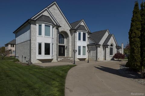 43211 Coralbean Ct Court Sterling Heights City MI 48314