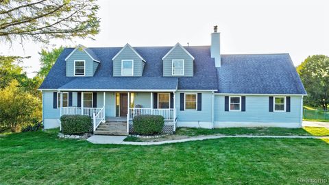 2290 Silver Fox Run Groveland Township MI 48442