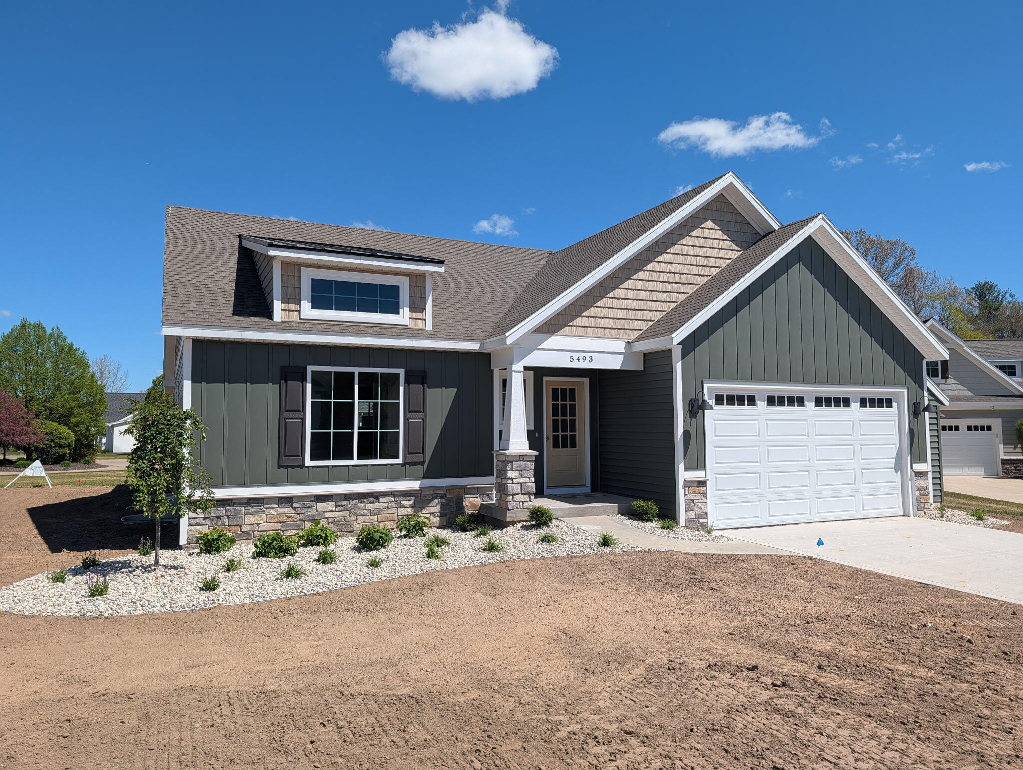 Unit 79 Rose Ridge Drive NE