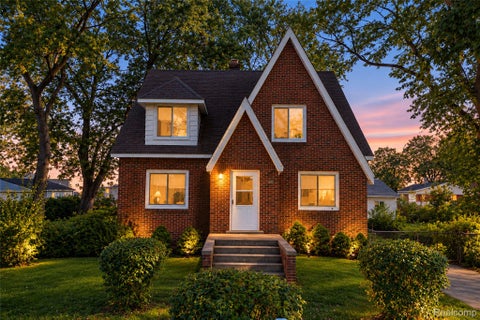 Tiny photo for 4937 Croissant Street, Dearborn Heights City, MI 48125 (MLS # 20261084940)