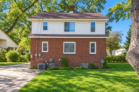 Tiny photo for 4937 Croissant Street, Dearborn Heights City, MI 48125 (MLS # 20261084940)