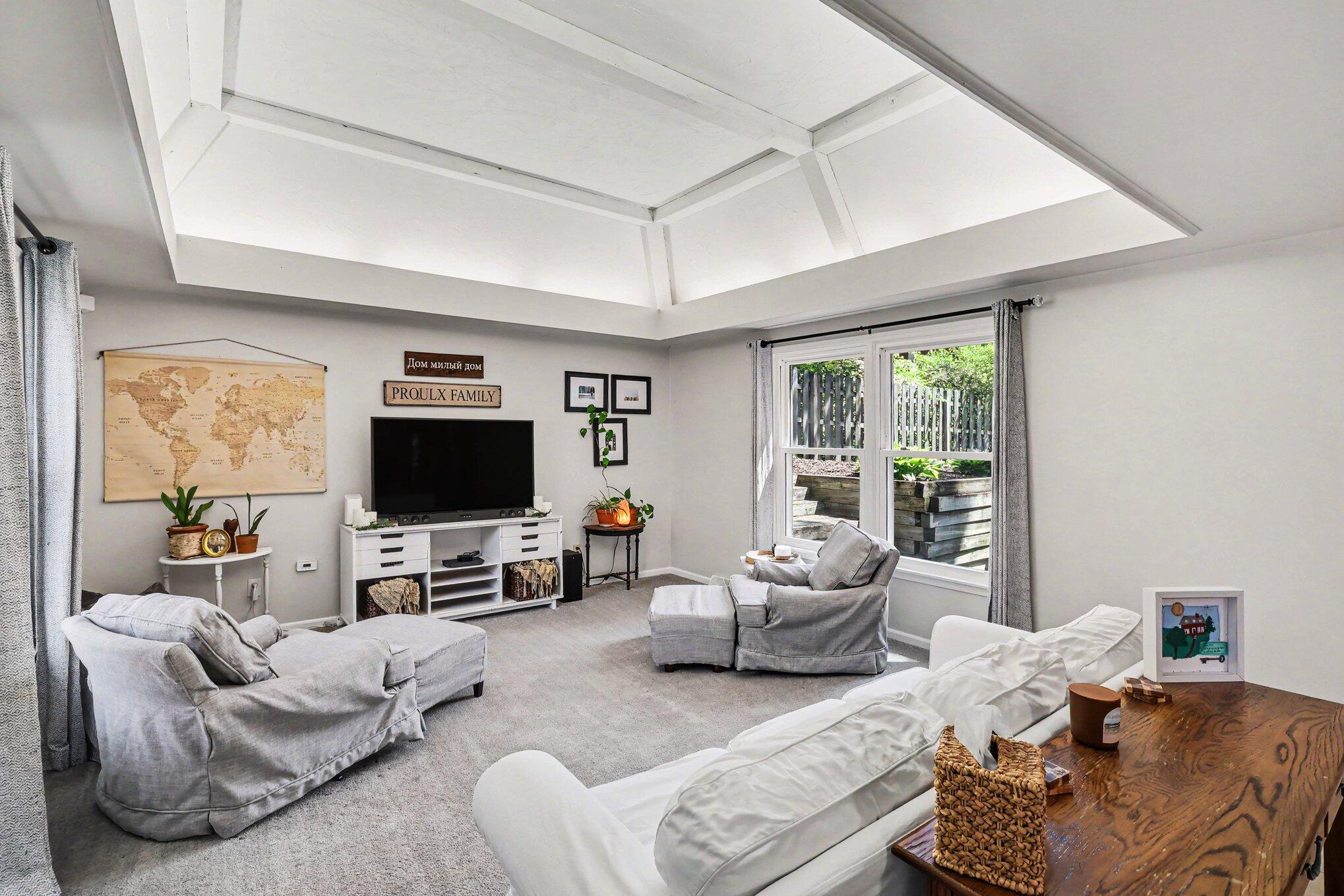 5 Merwood Drive E