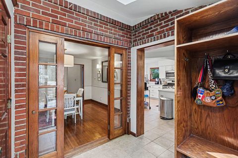 Tiny photo for 5 Merwood Drive E, Battle Creek City, MI 49017 (MLS # 64026025932)