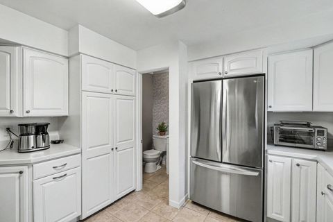 Tiny photo for 5 Merwood Drive E, Battle Creek City, MI 49017 (MLS # 64026025932)