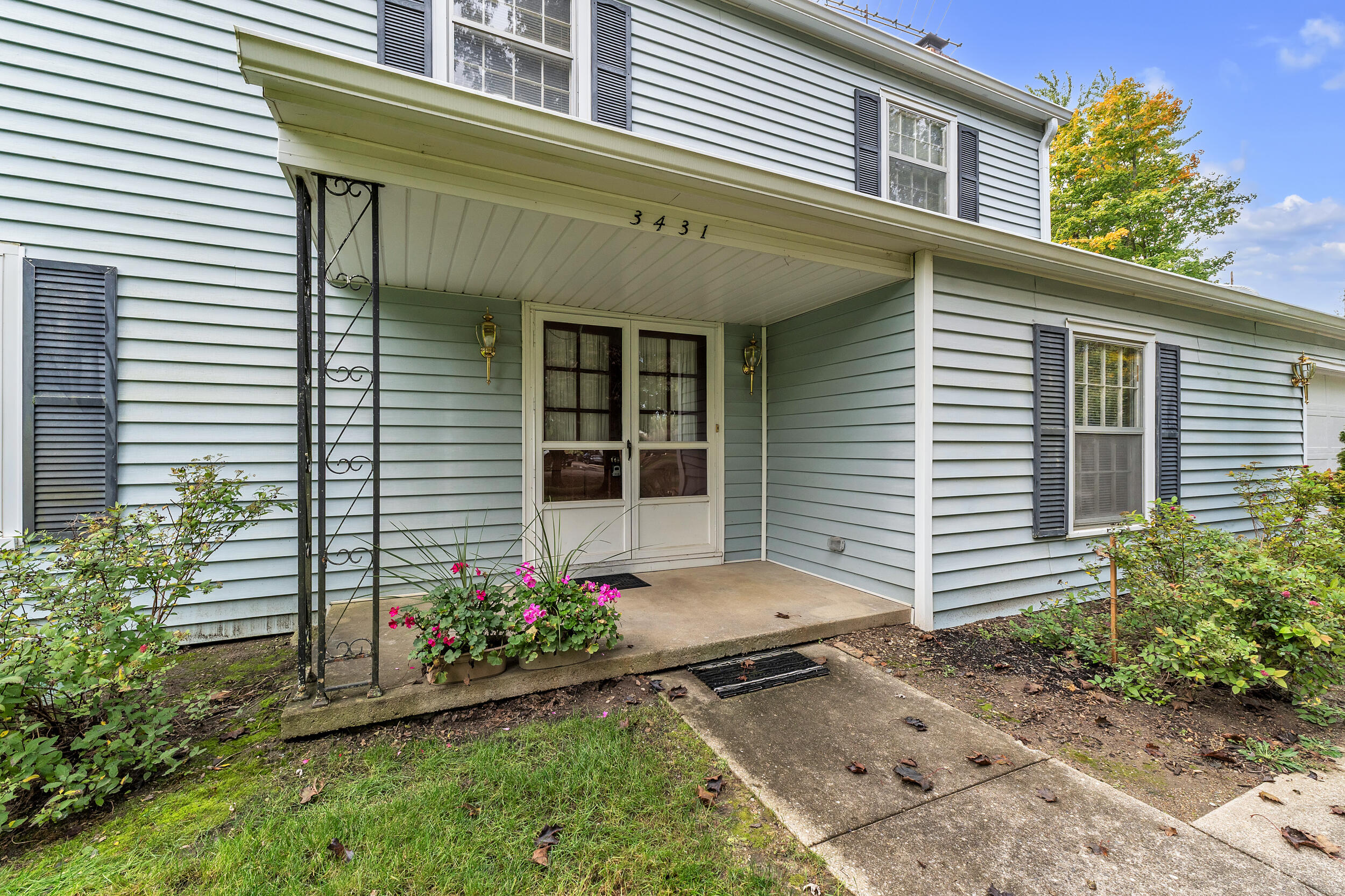 3431 Surrey Drive