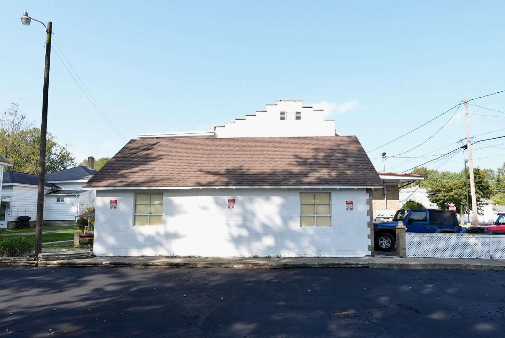 126 Eastmanville Street