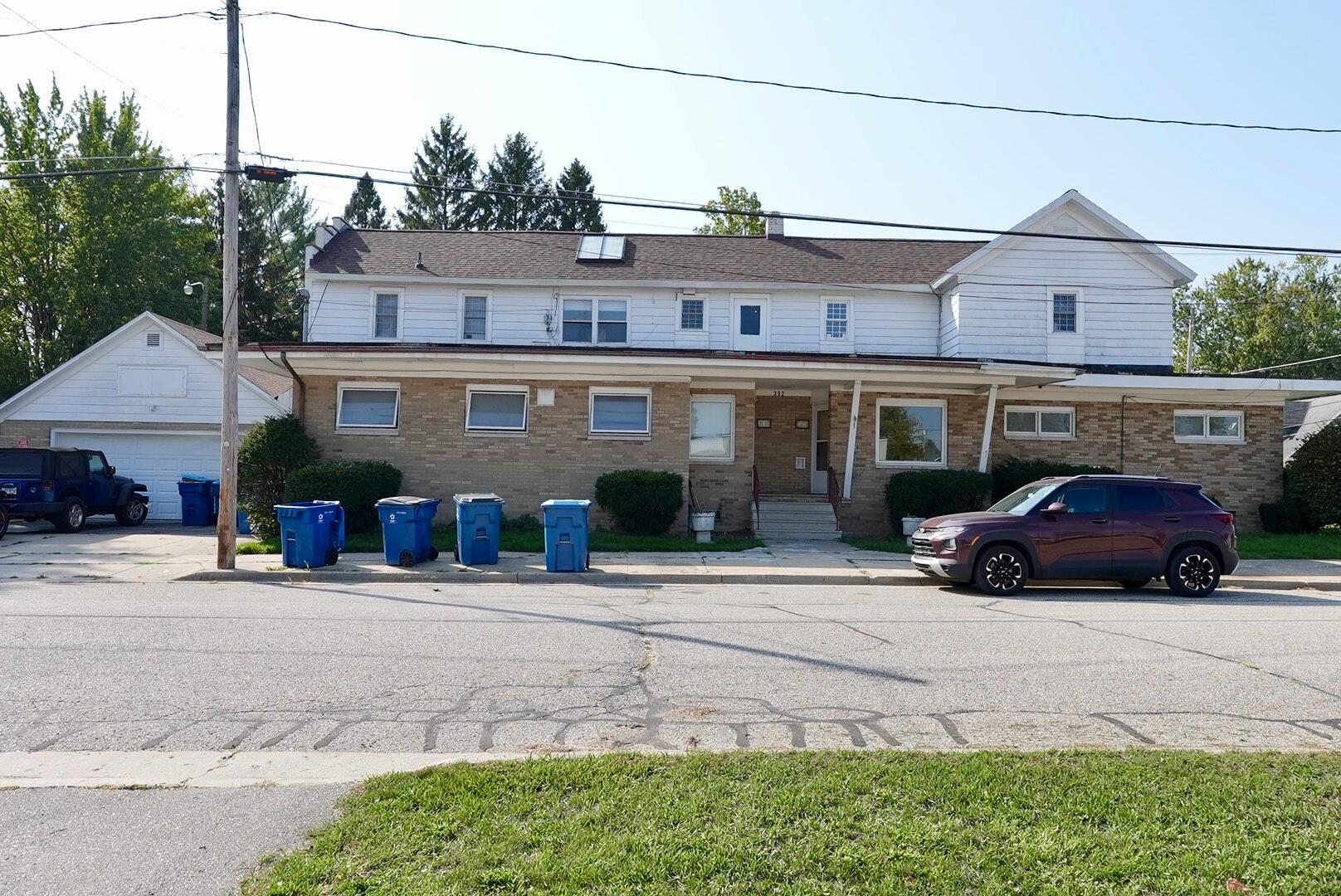 126 Eastmanville Street