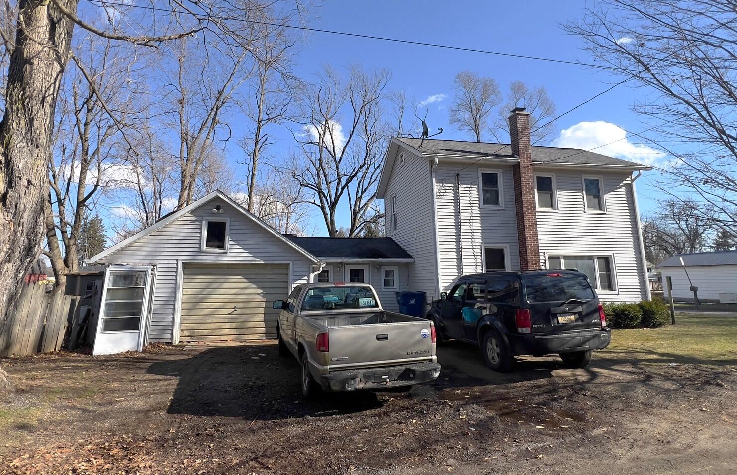 407 Barry Street