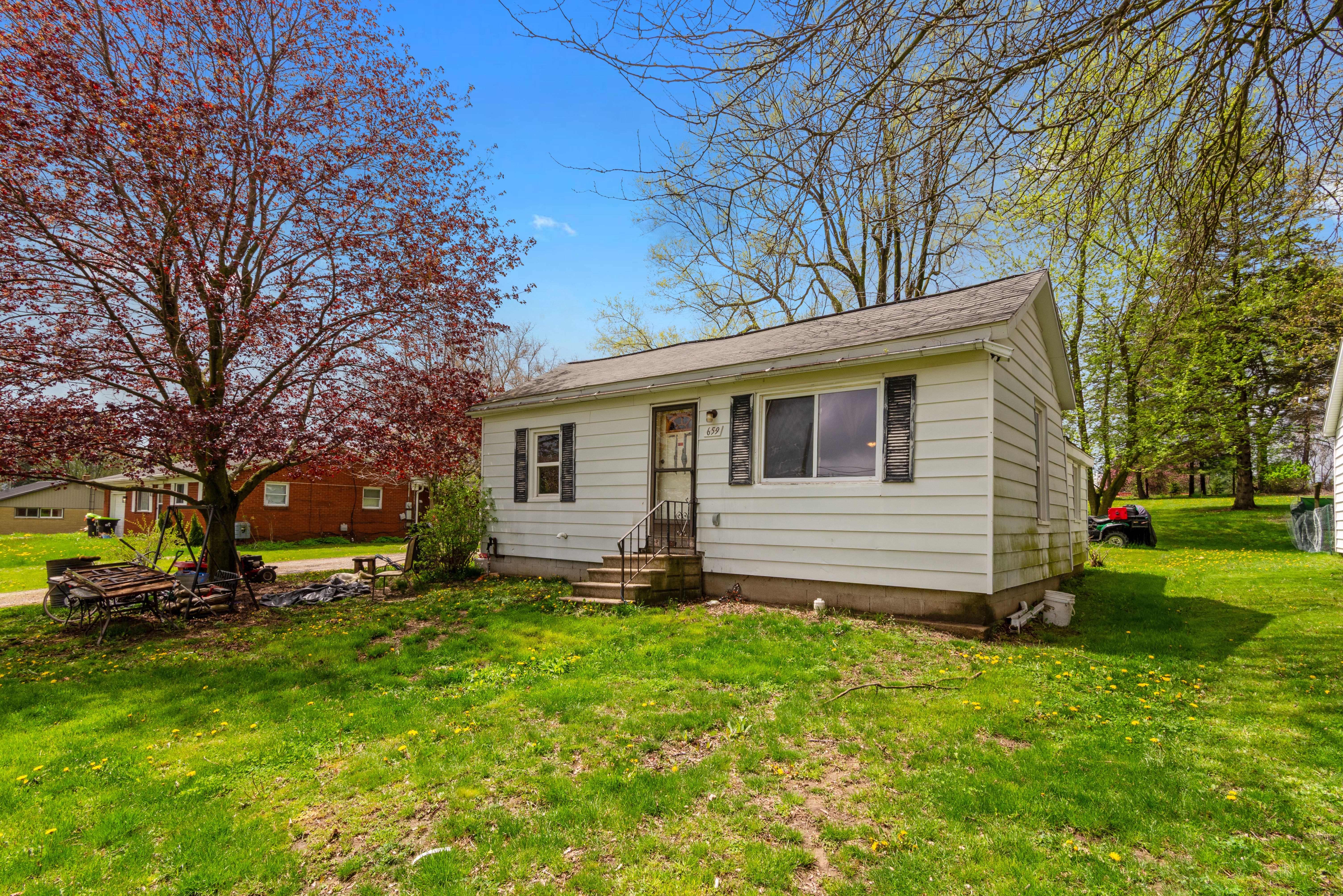 659 N VAN DYKE Road