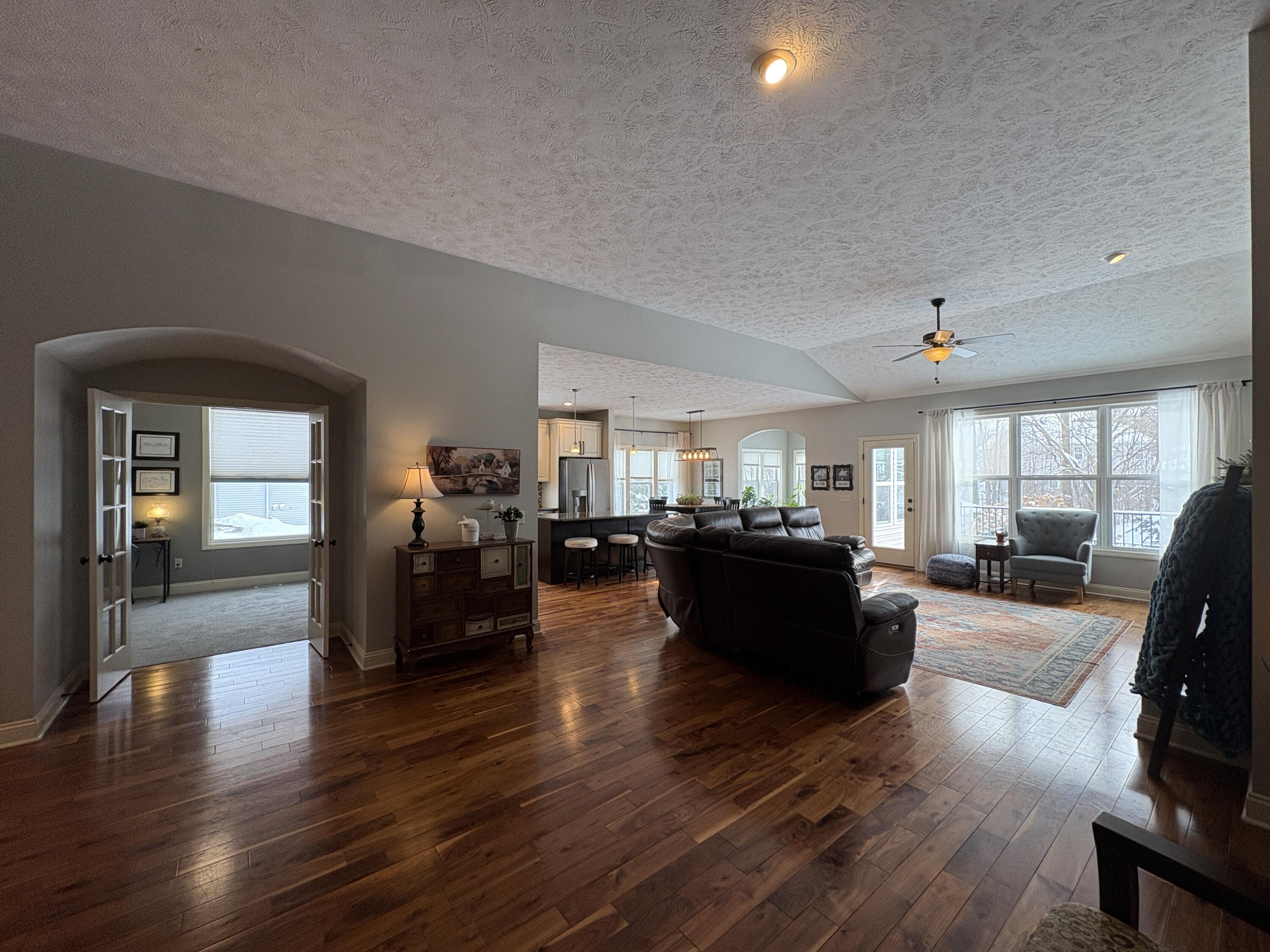 1704 Springwind Drive SW