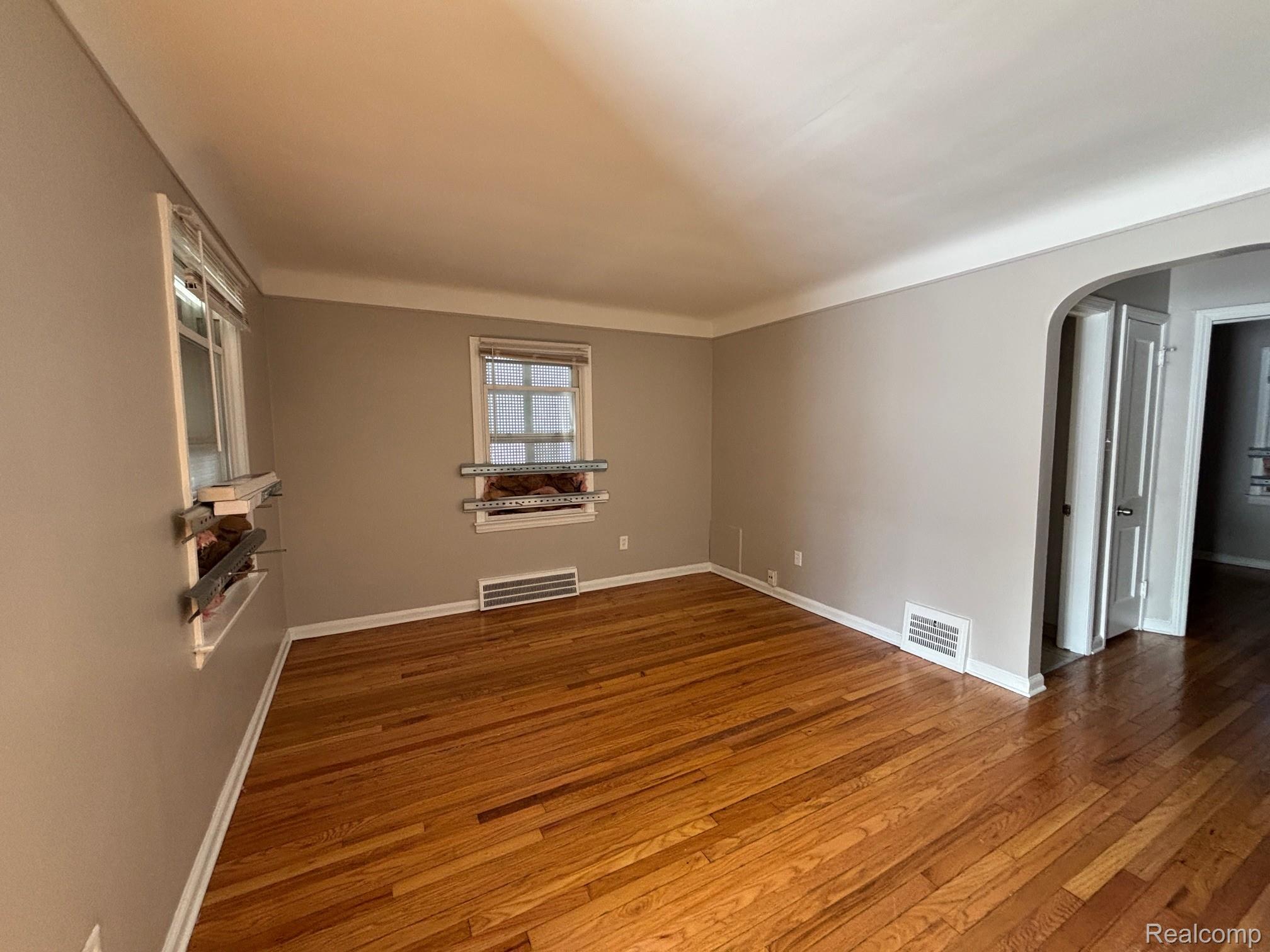 19381 KENOSHA Street