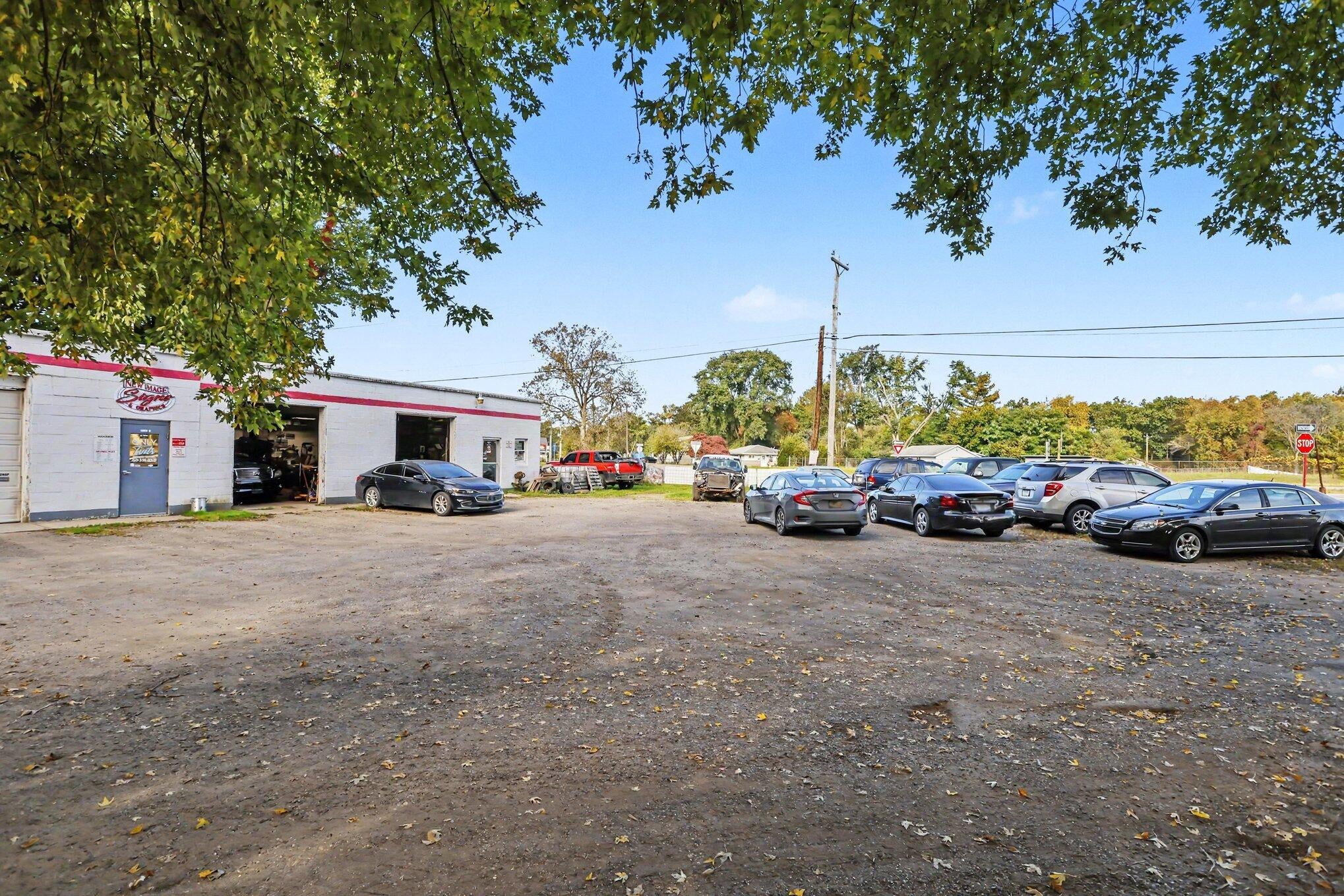 2524 Detroit Road