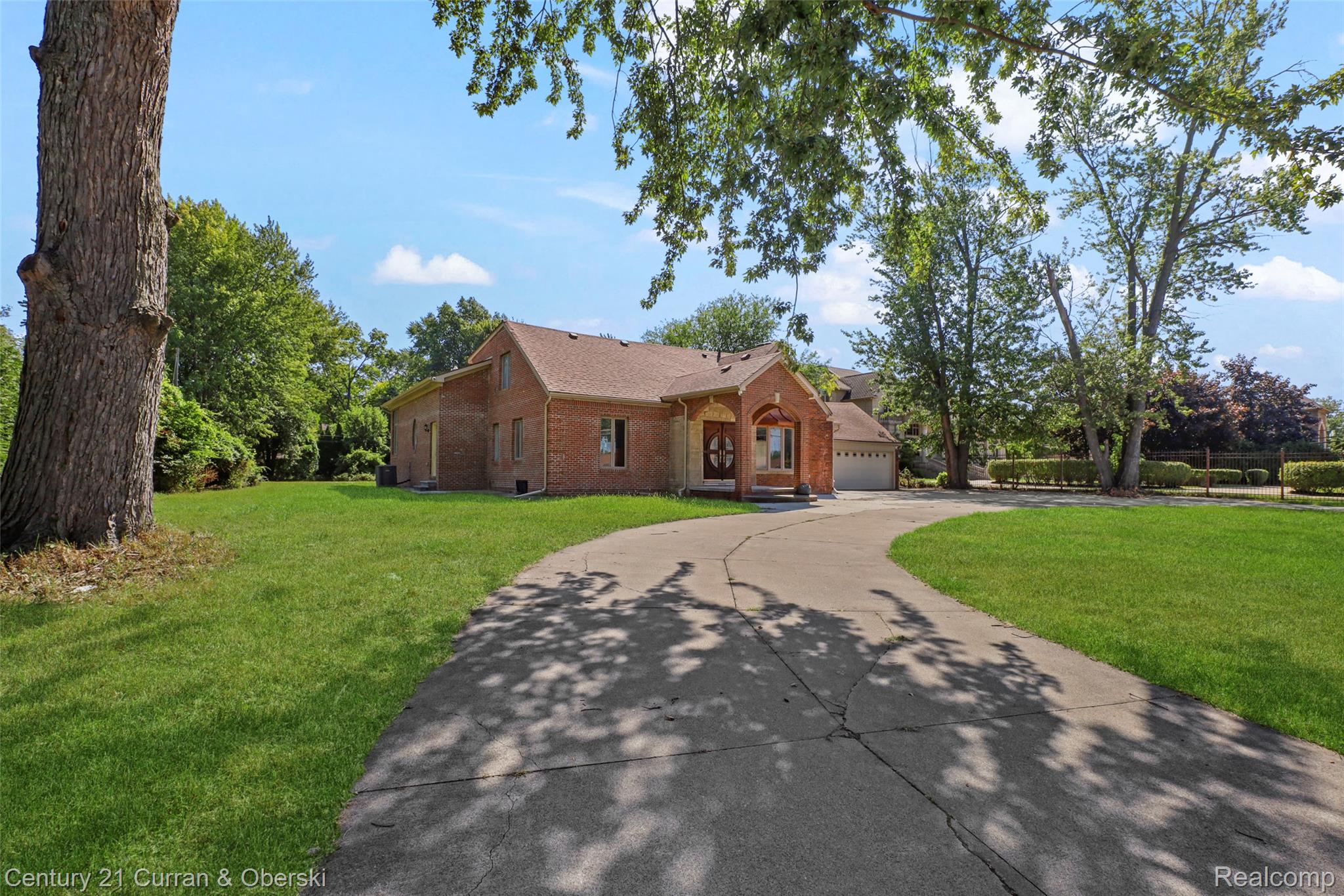 214 N Beech Daly Road