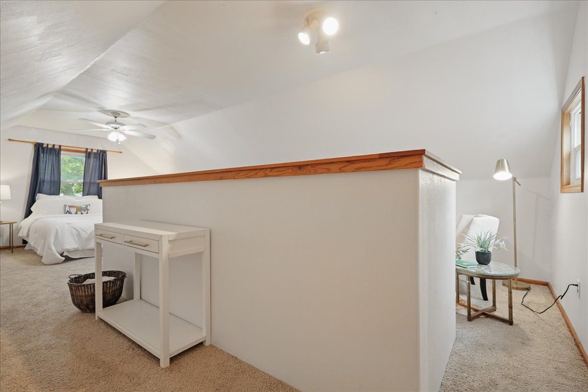 Waterford Charter Township, Michigan 48328, United States, 4 Bedrooms Bedrooms, ,2 BathroomsBathrooms,Residential,Pending,130878