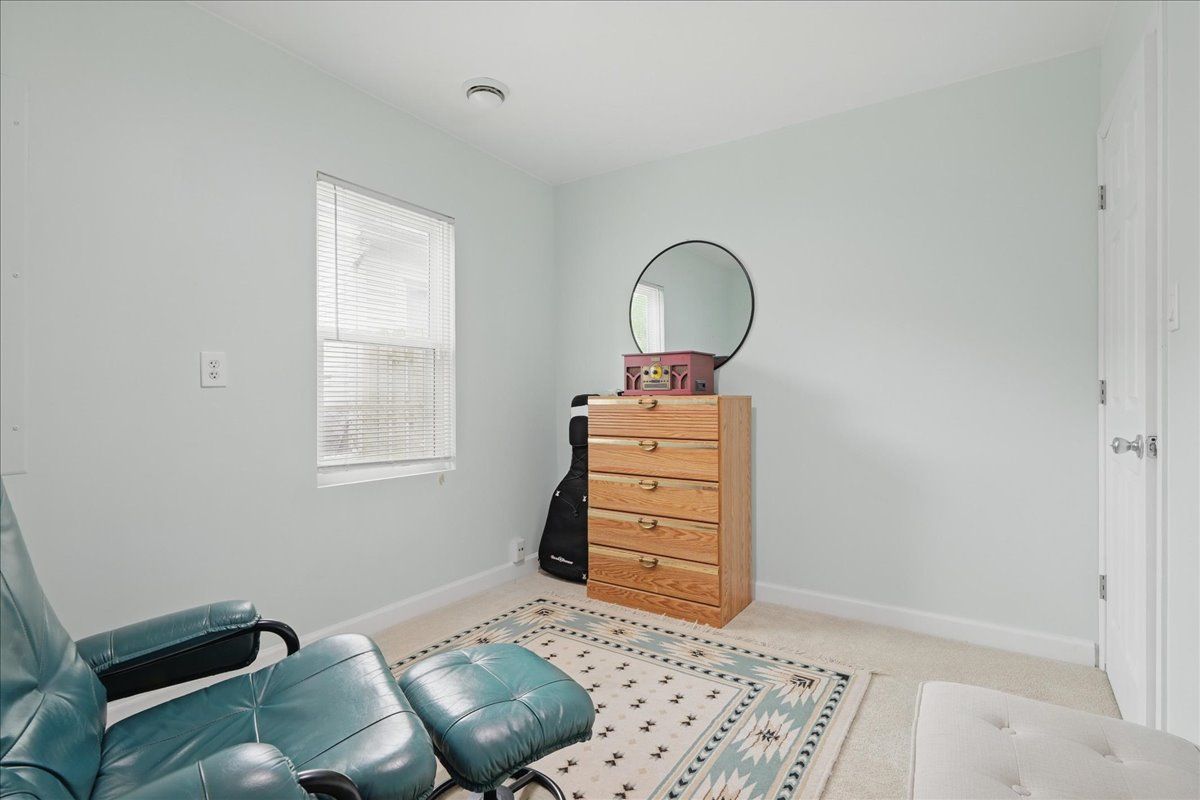 Waterford Charter Township, Michigan 48328, United States, 4 Bedrooms Bedrooms, ,2 BathroomsBathrooms,Residential,Pending,130878